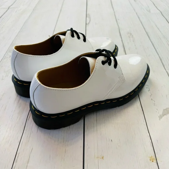 Dr Martens 26754 White Women’s Shoes Size 7 - Picture 6 of 12